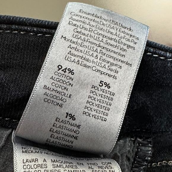 MOTHER The Looker Crop Coffee Tea or Me Dark Wash {Q15} - Picture 7 of 7